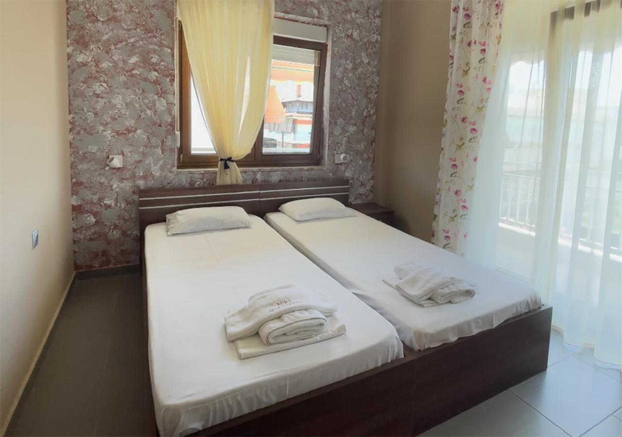 Niki Apartments Paralia Dionysiou Exterior photo
